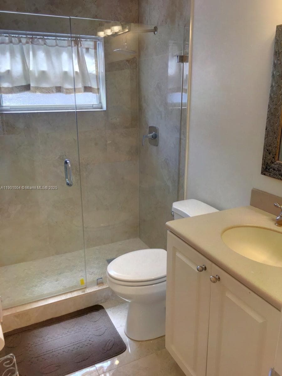 JACKSON ARMS APT CONDO · #104 in Hollywood - Photo 11