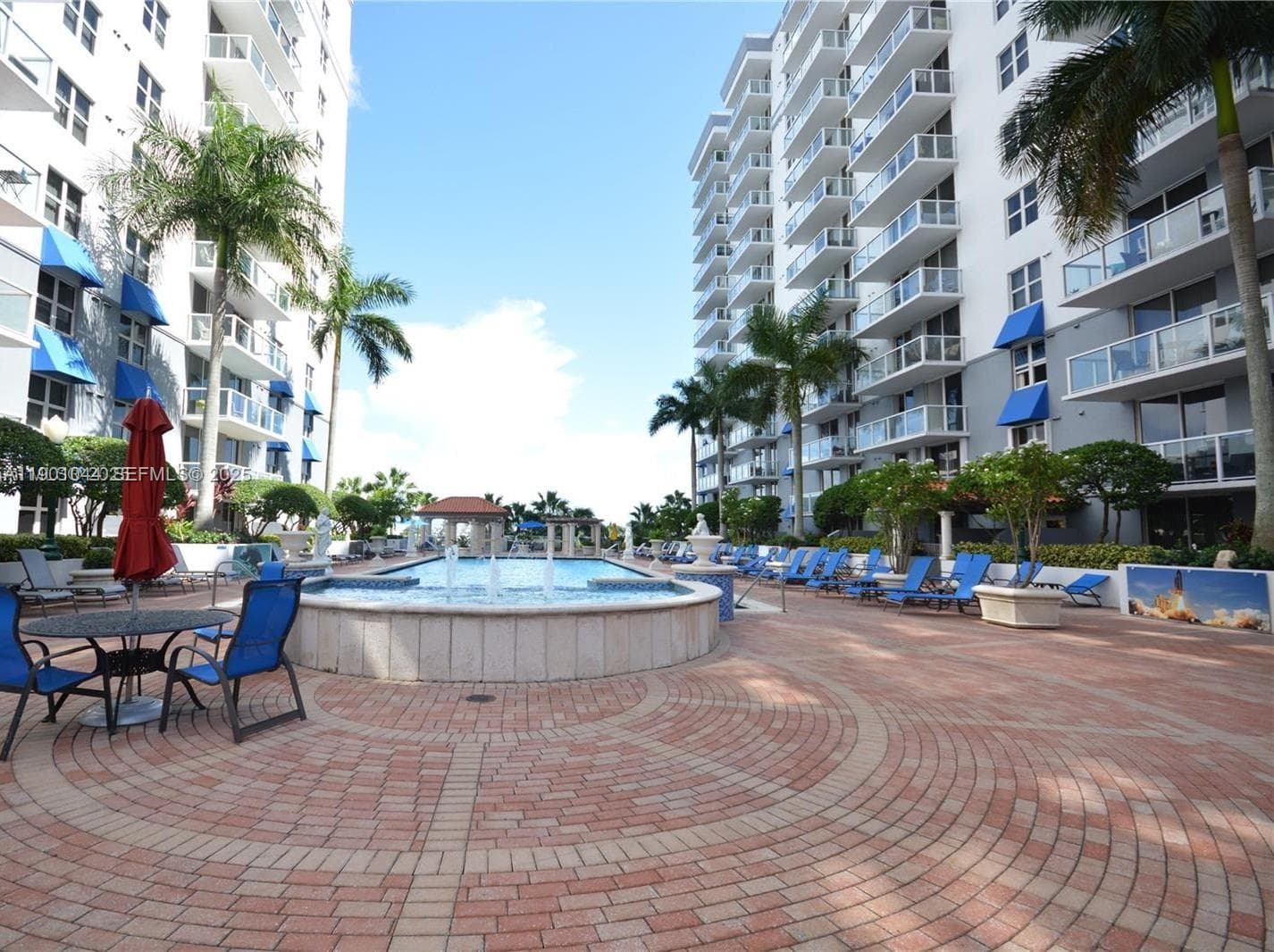 BLUE LAGOON CONDO · #PH-10 in Miami - Photo 2