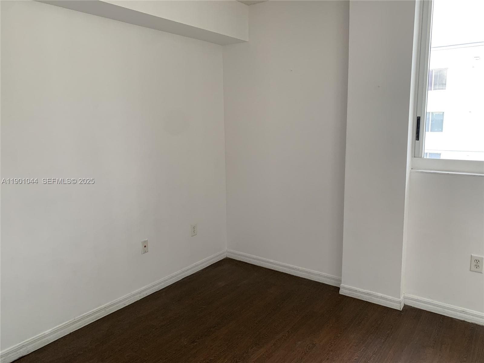 BLUE LAGOON CONDO · #PH-10 in Miami - Photo 11