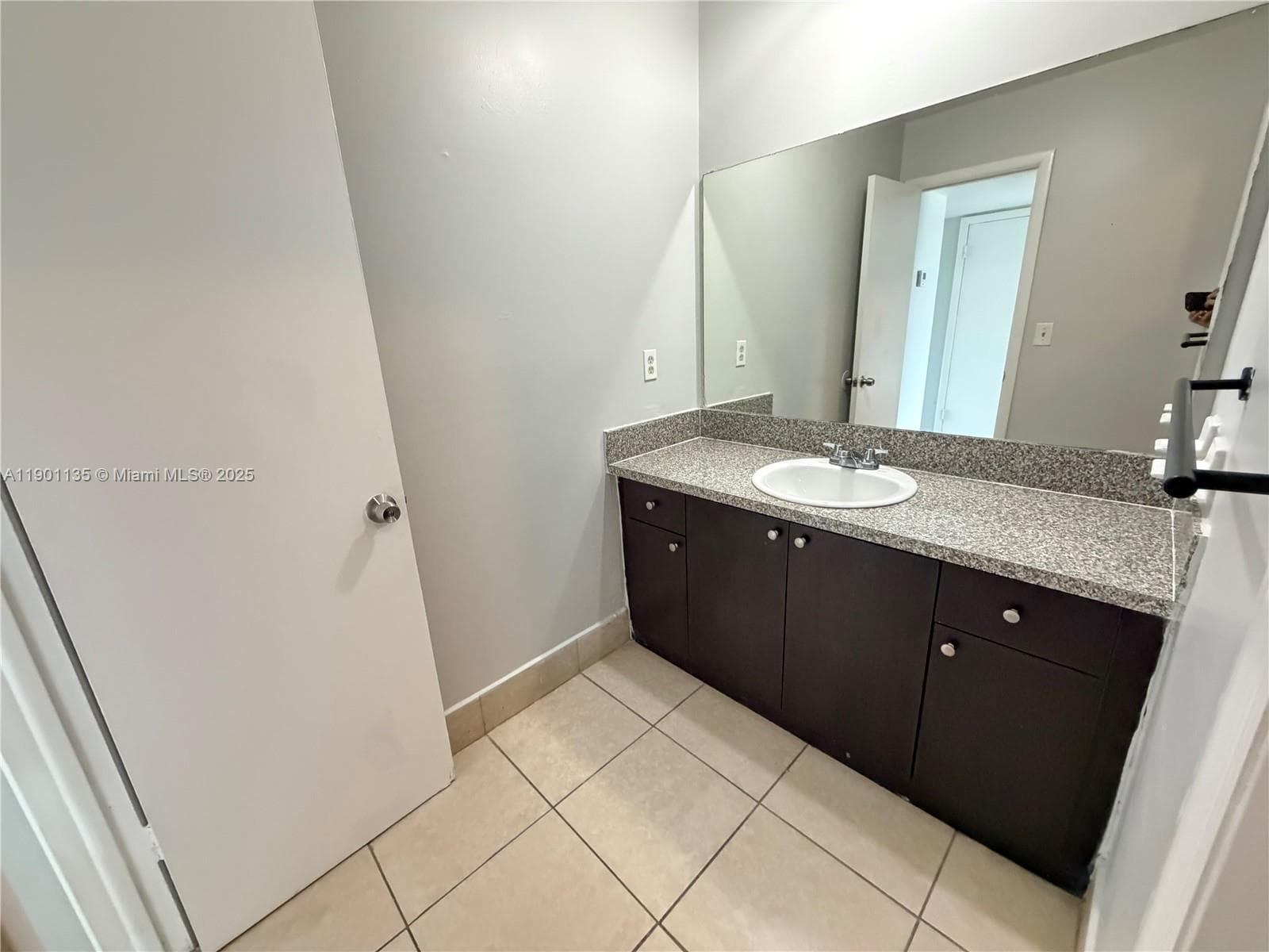 Mandalay Apartments · #135 in Fort Lauderdale - Photo 10