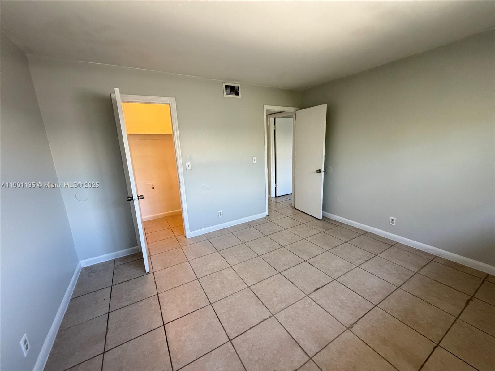 Mandalay Apartments · #135 in Fort Lauderdale - Photo 14