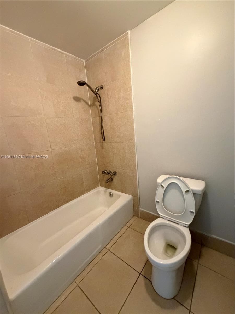 Mandalay Apartments · #135 in Fort Lauderdale - Photo 11