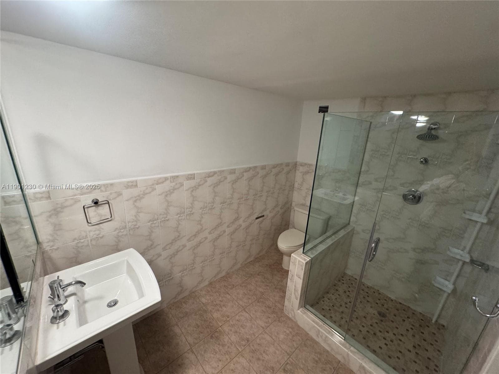 IMPERIAL HOUSE CONDO · #11B in Miami Beach - Photo 9