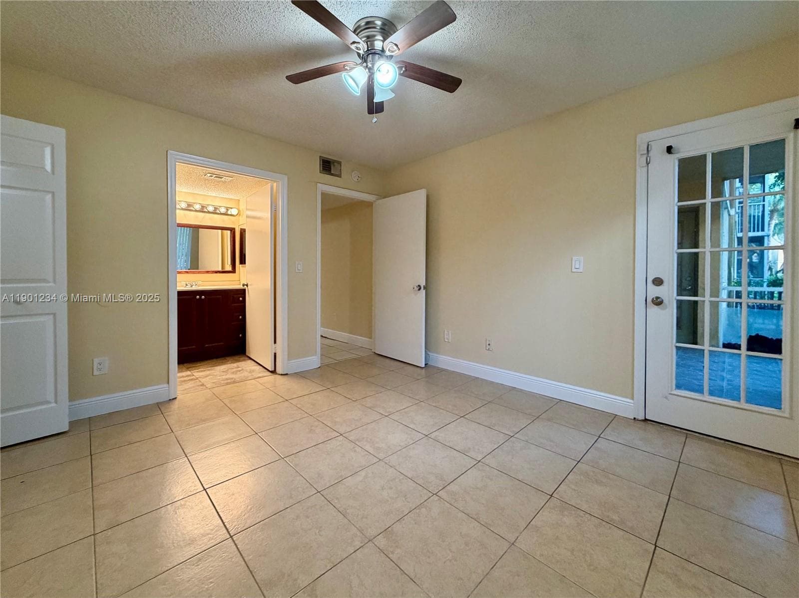 Windward Lakes · #F101 in Pompano Beach - Photo 17