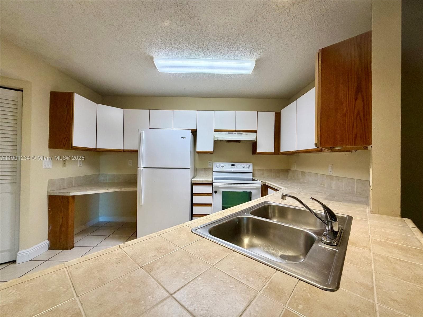 Windward Lakes · #F101 in Pompano Beach - Photo 5