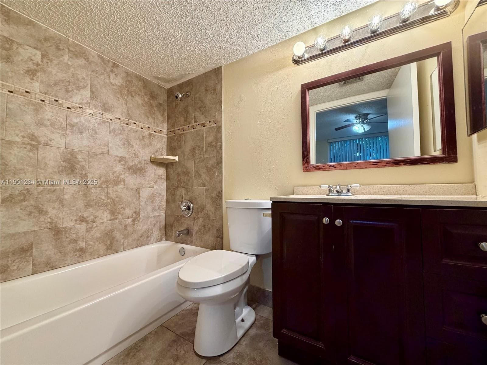 Windward Lakes · #F101 in Pompano Beach - Photo 15