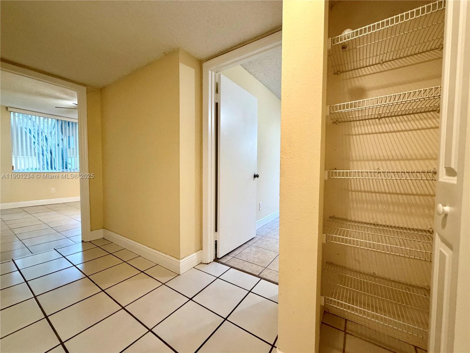 Windward Lakes · #F101 in Pompano Beach - Photo 11
