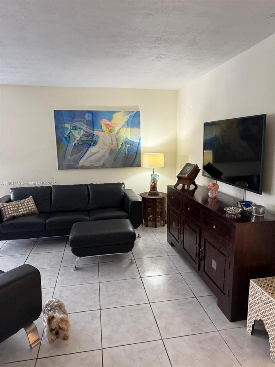Sutton House · #9 in North Miami - Photo 9