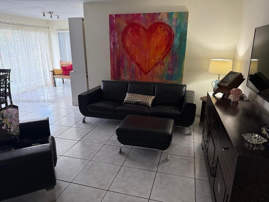 Sutton House · #9 in North Miami - Photo 14