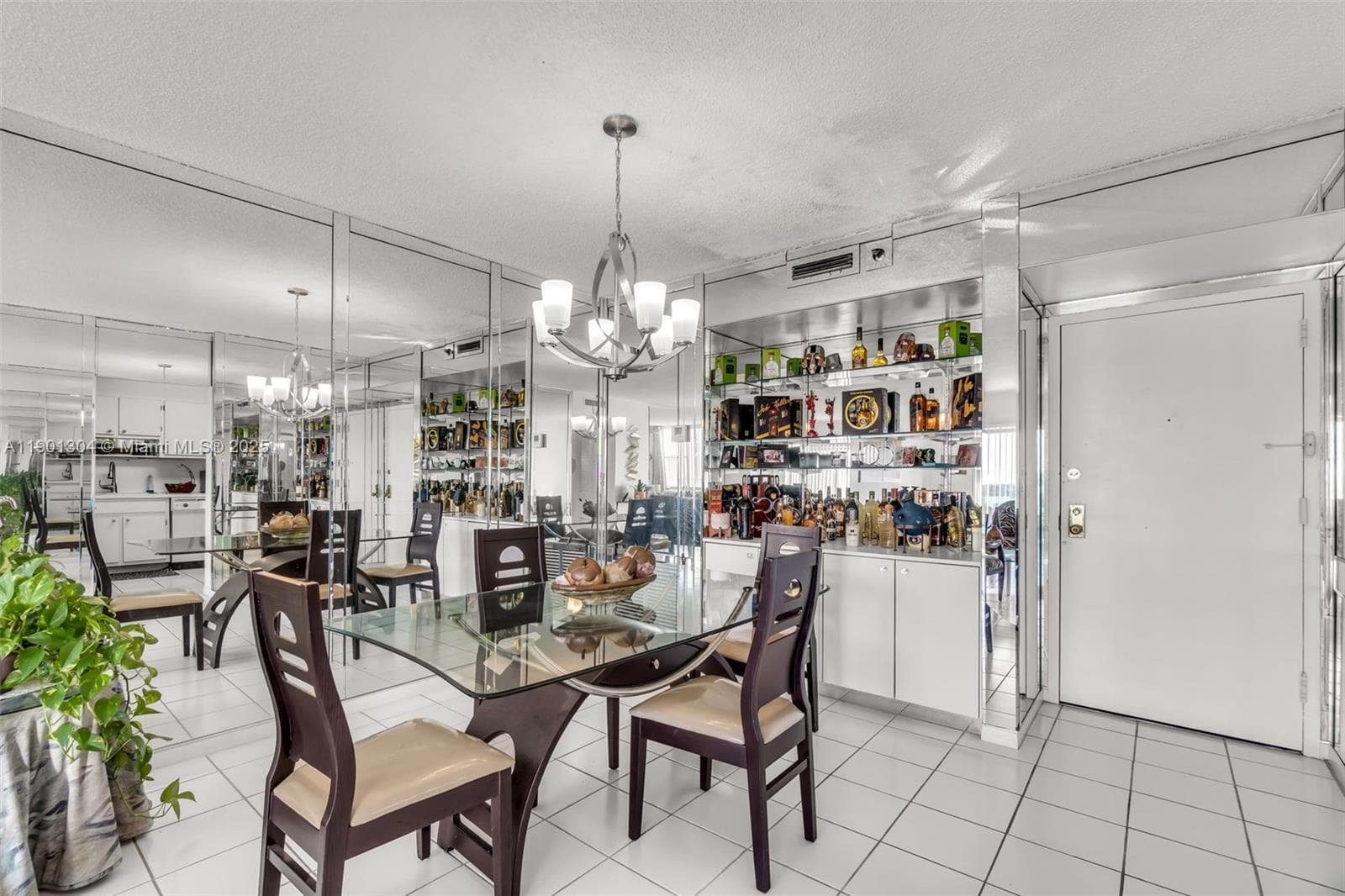 Hillcrest East · #812 in Hollywood - Photo 6