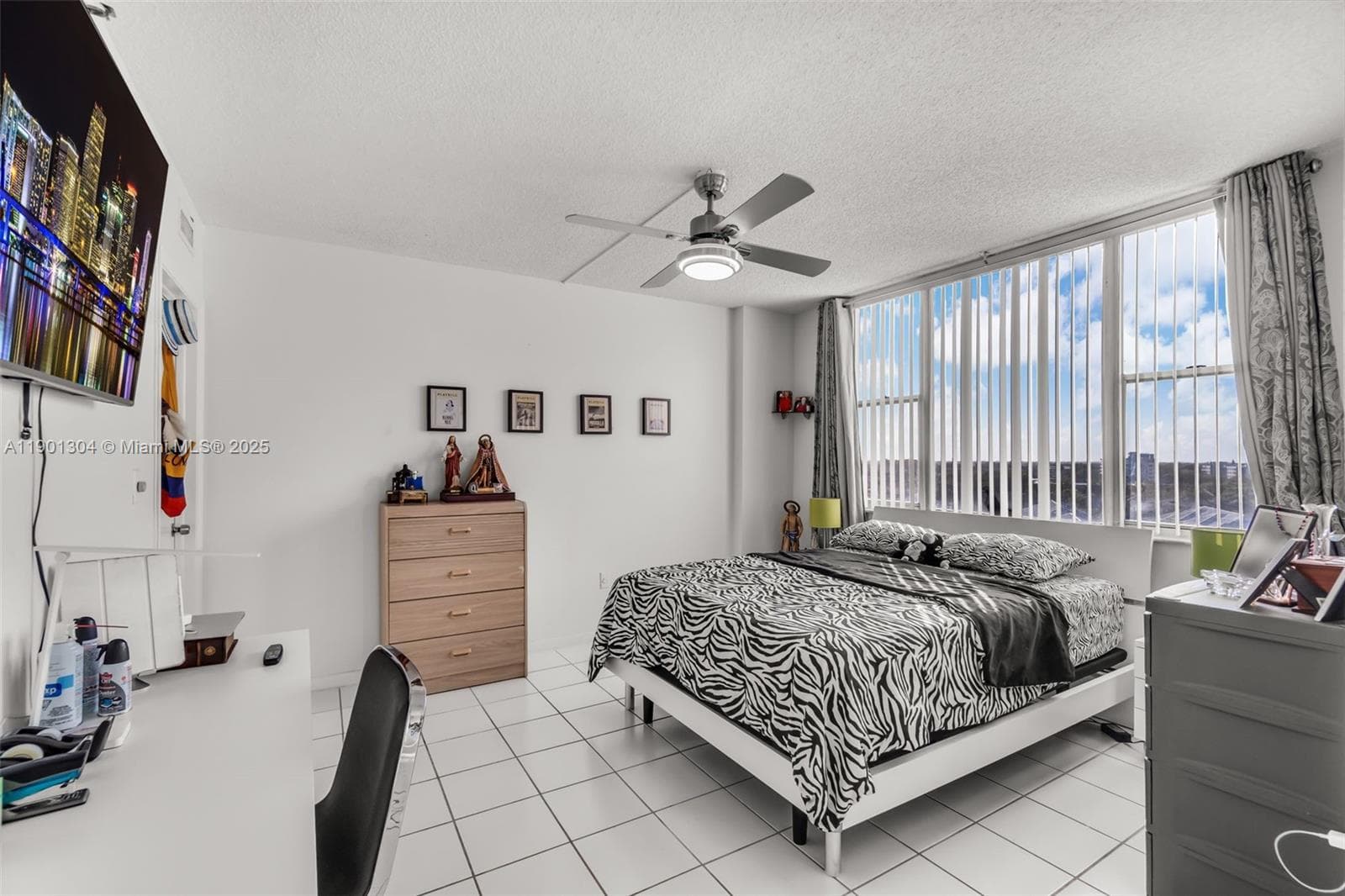 Hillcrest East · #812 in Hollywood - Photo 10