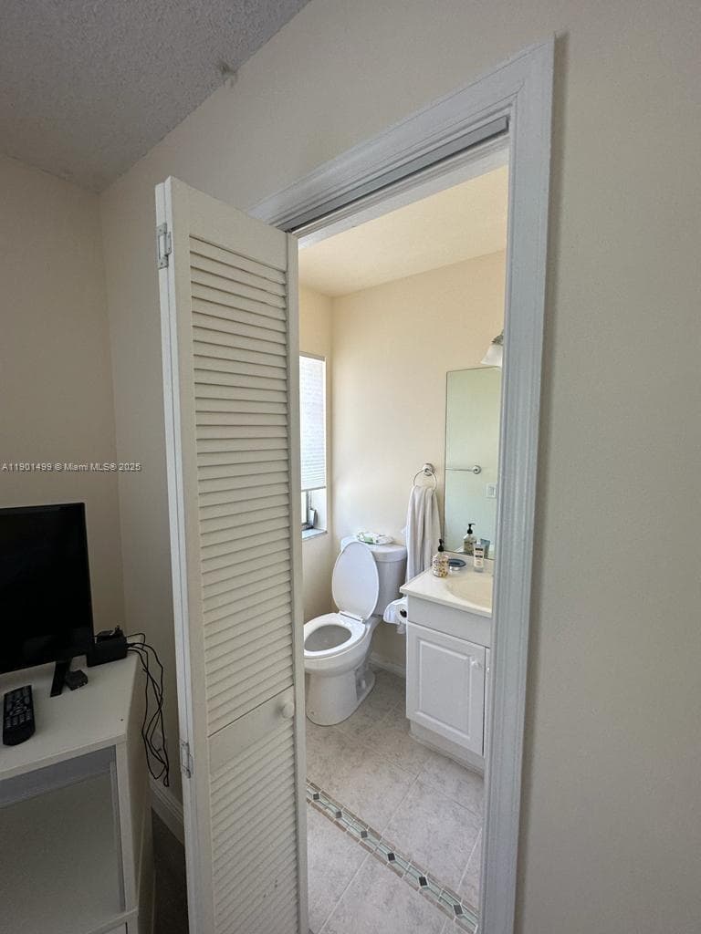 IMPERIAL POINT COLONNADES · #2322 in Fort Lauderdale - Photo 9