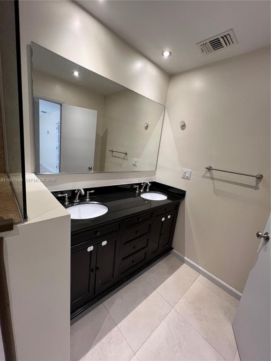 MARINER VILLAGE GARDEN CO · #237-3 in Aventura - Photo 14