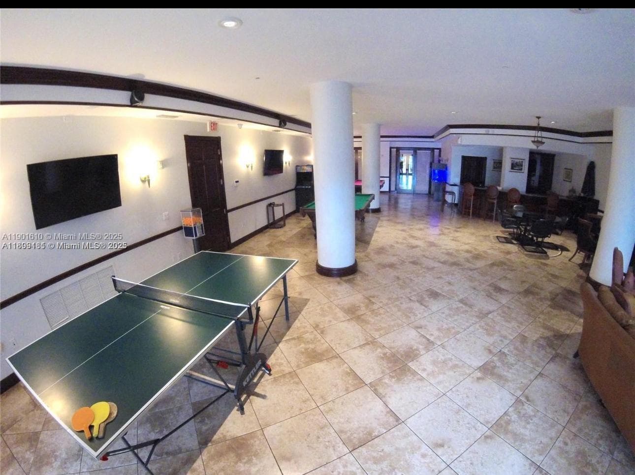 BLUE LAGOON CONDO · #710 in Miami - Photo 22