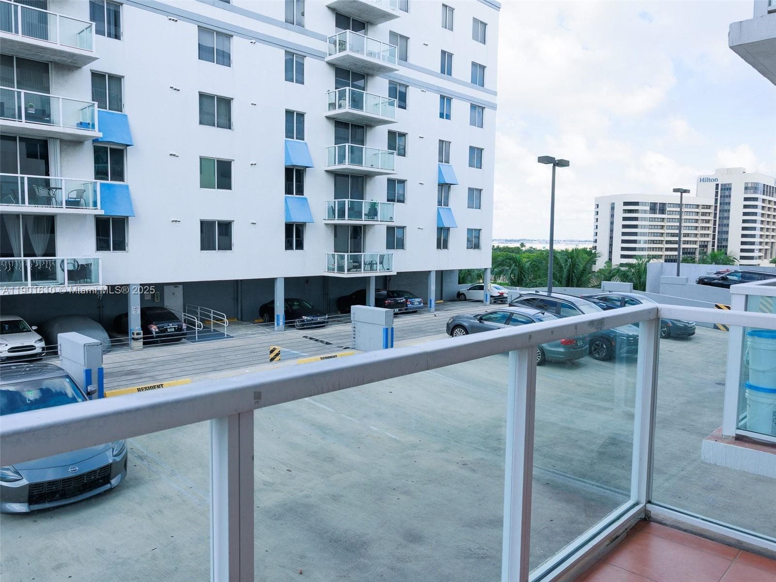 BLUE LAGOON CONDO · #710 in Miami - Photo 7