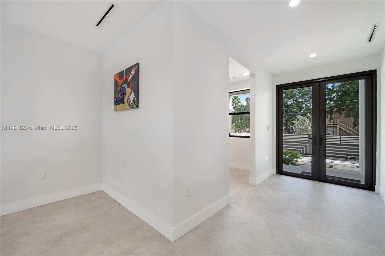 1505 SW 5th Pl photo 7