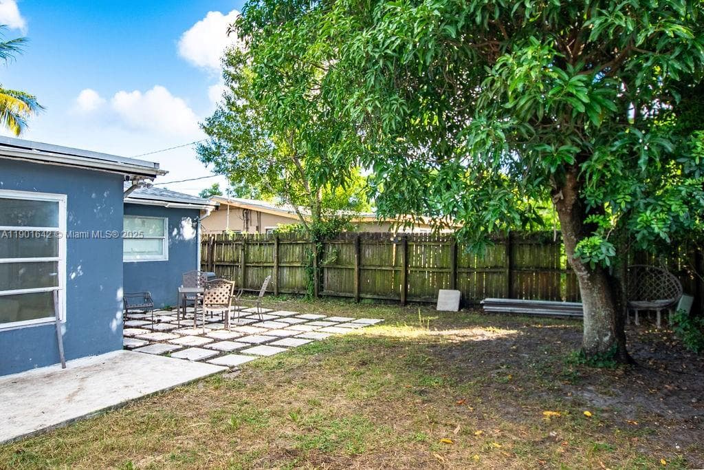 3531 NW 34th Ave photo 22