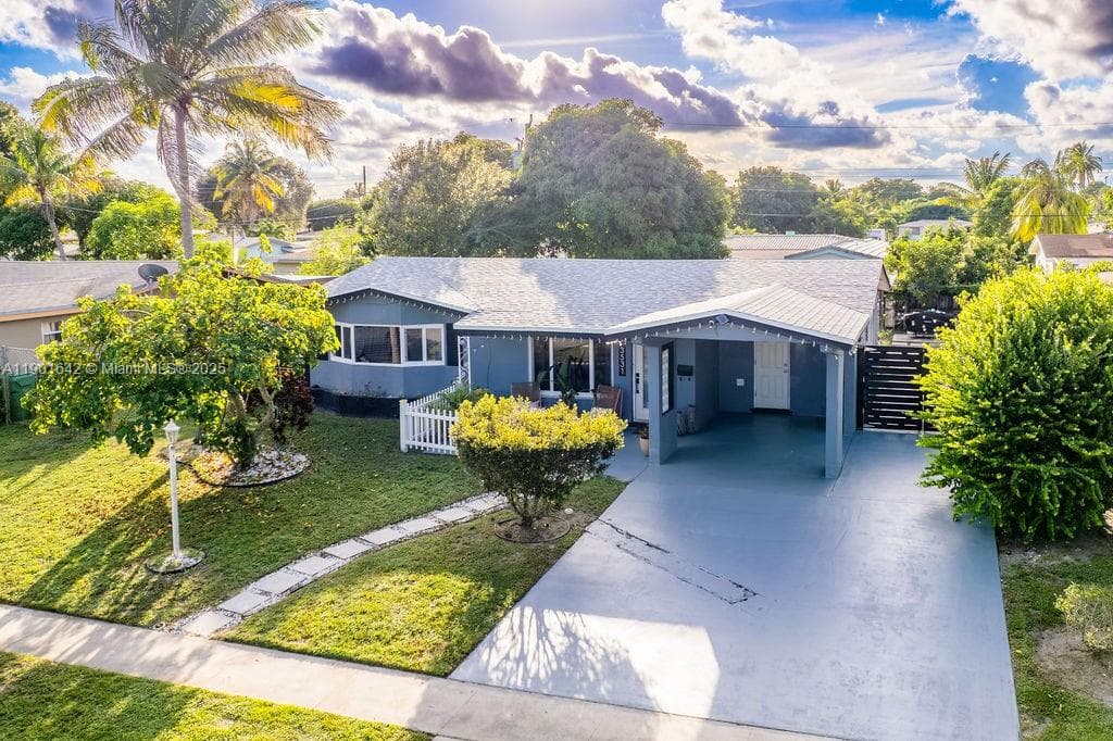 3531 NW 34th Ave photo 1