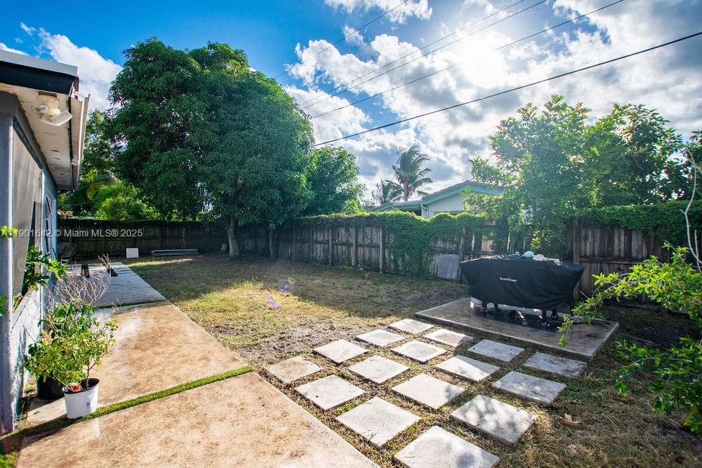 3531 NW 34th Ave photo 20