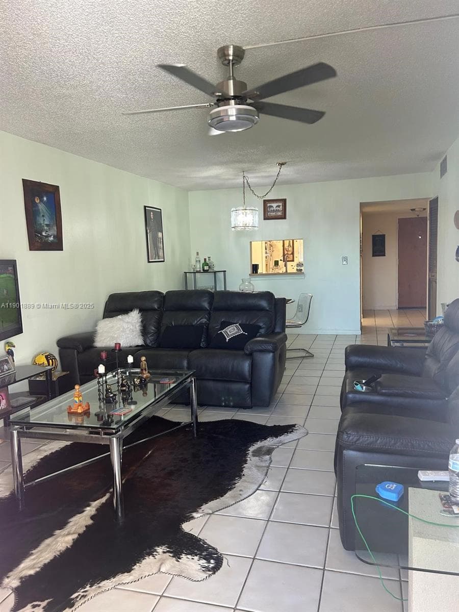 SOMERSET · #400M in Lauderdale Lakes - Photo 5