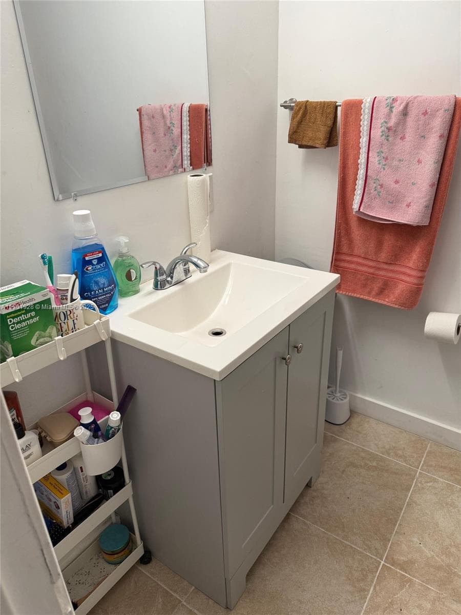 SUNSET HILLS I CONDOMINIU · #101 in Lauderdale Lakes - Photo 12