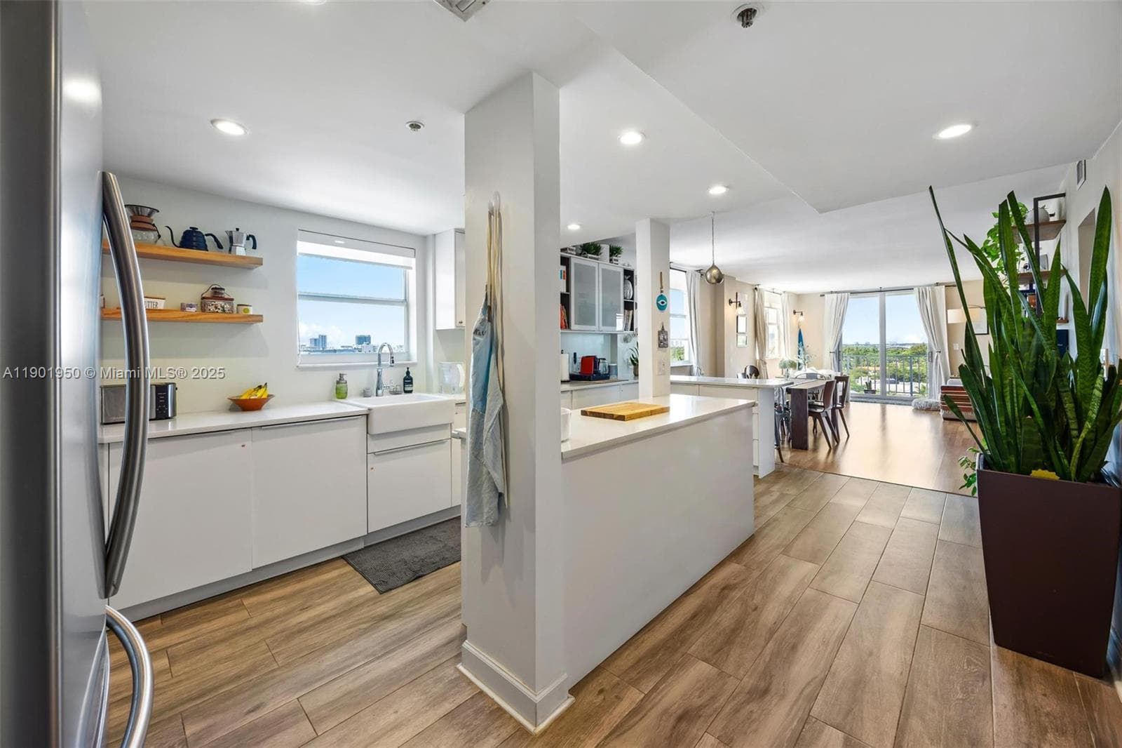 CLEARVIEW TOWERS CONDO · #1001+1002 in Miami Beach - Photo 10