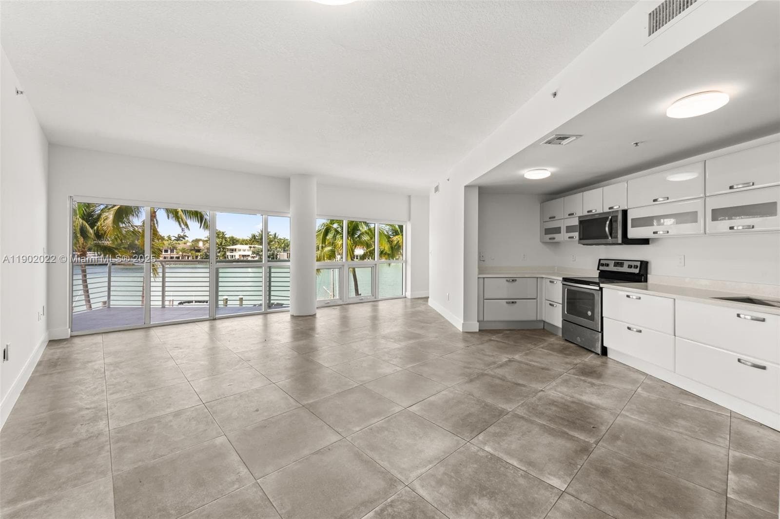 REGATTA AT INDIAN CREEK · #209 in Miami Beach - Photo 13