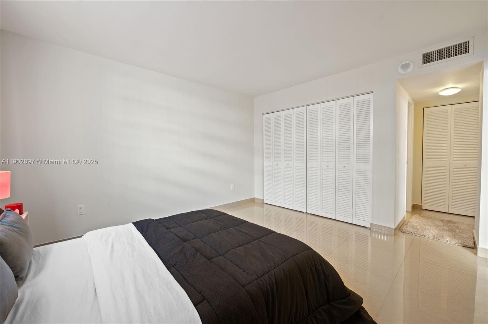 Plaza Tower North · #809 in Hallandale Beach - Photo 19