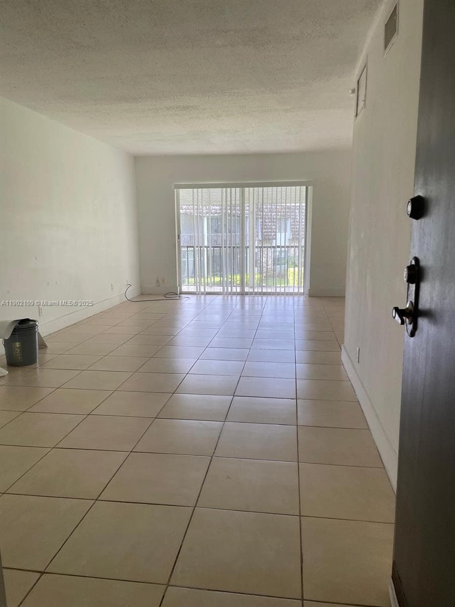 OAKLAND SHORES CONDOMINIU · #B204 in Oakland Park - Photo 7