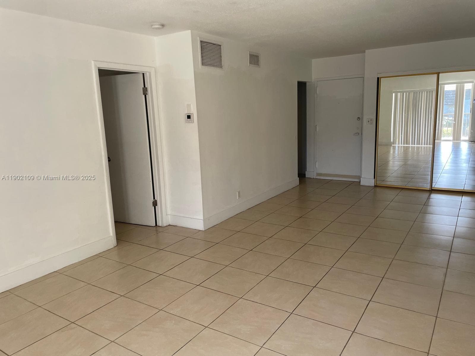 OAKLAND SHORES CONDOMINIU · #B204 in Oakland Park - Photo 9