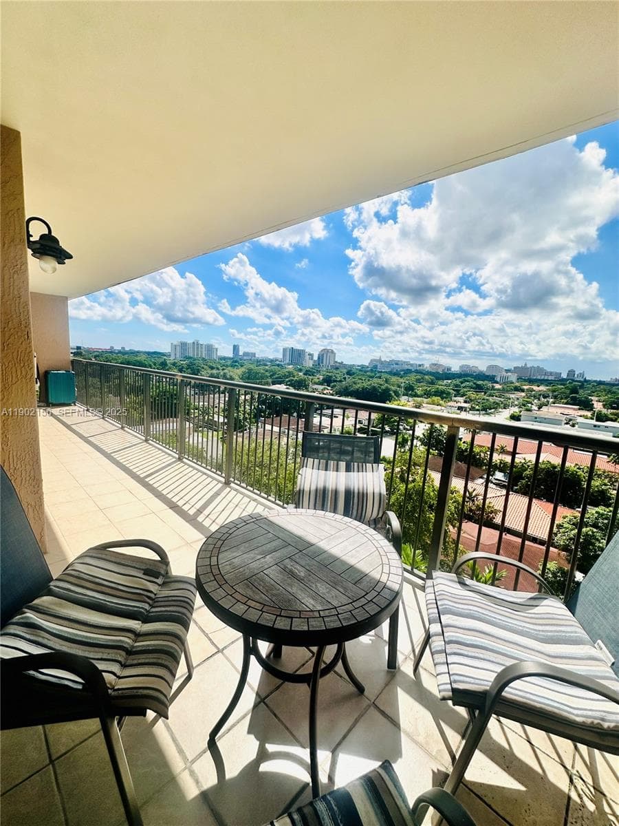 CORAL POINTE CONDO · #806 in Miami - Photo 20
