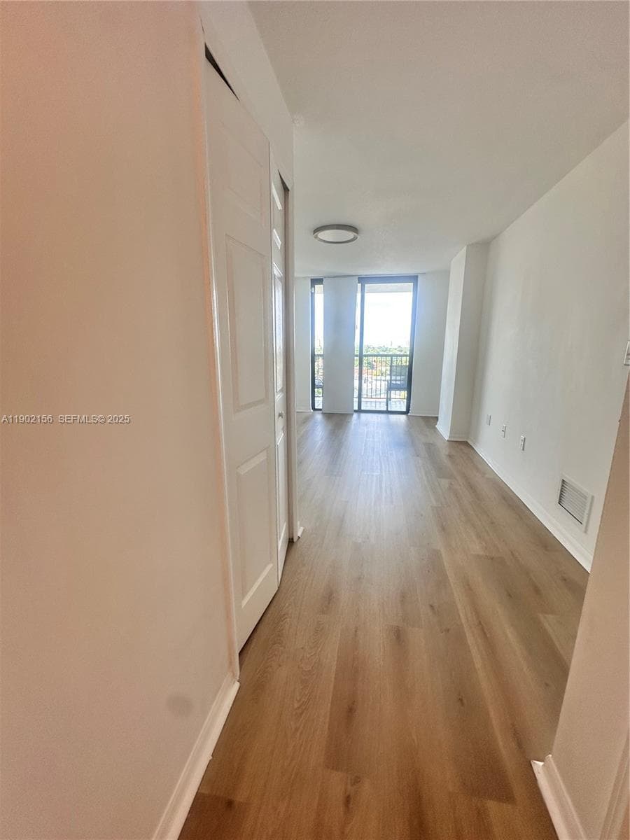 CORAL POINTE CONDO · #806 in Miami - Photo 14