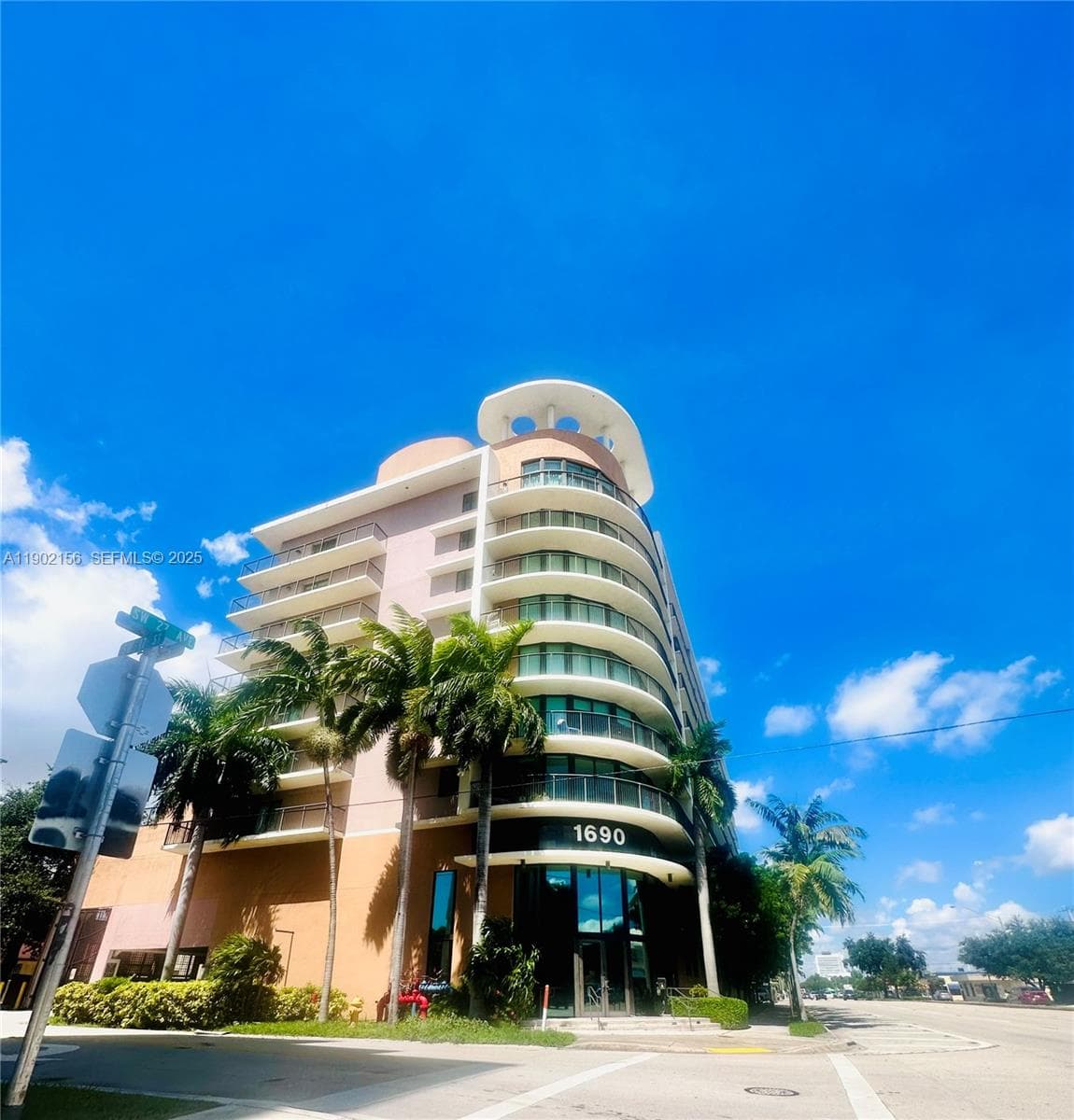 CORAL POINTE CONDO · #806 in Miami - Photo 29