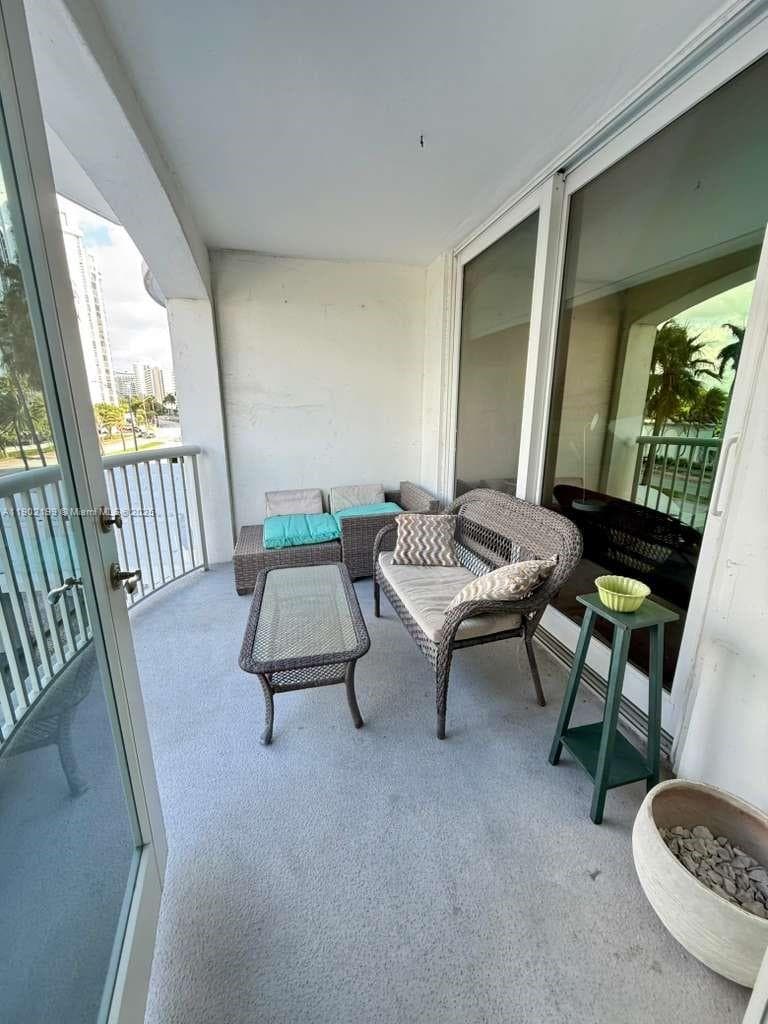 THE CARRIAGE HOUSE CONDO · #131 in Miami Beach - Photo 3