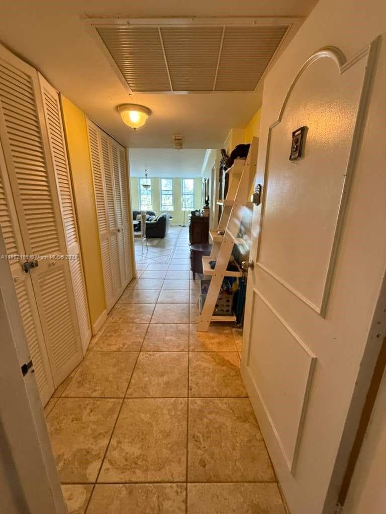 THE CARRIAGE HOUSE CONDO · #131 in Miami Beach - Photo 15