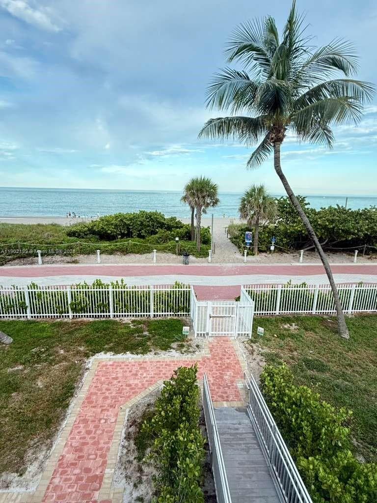 THE CARRIAGE HOUSE CONDO · #131 in Miami Beach - Photo 29