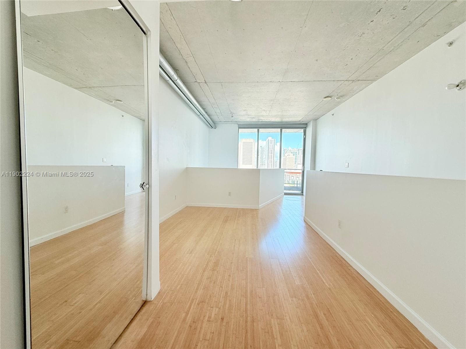 NEO VERTIKA CONDO · #1215 in Miami - Photo 24