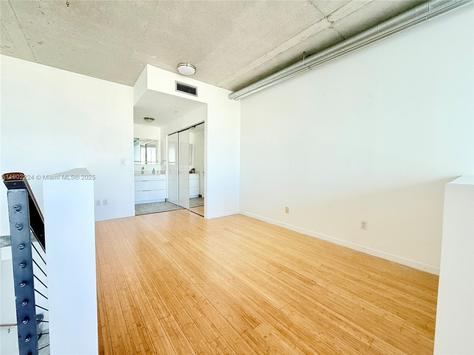 NEO VERTIKA CONDO · #1215 in Miami - Photo 19