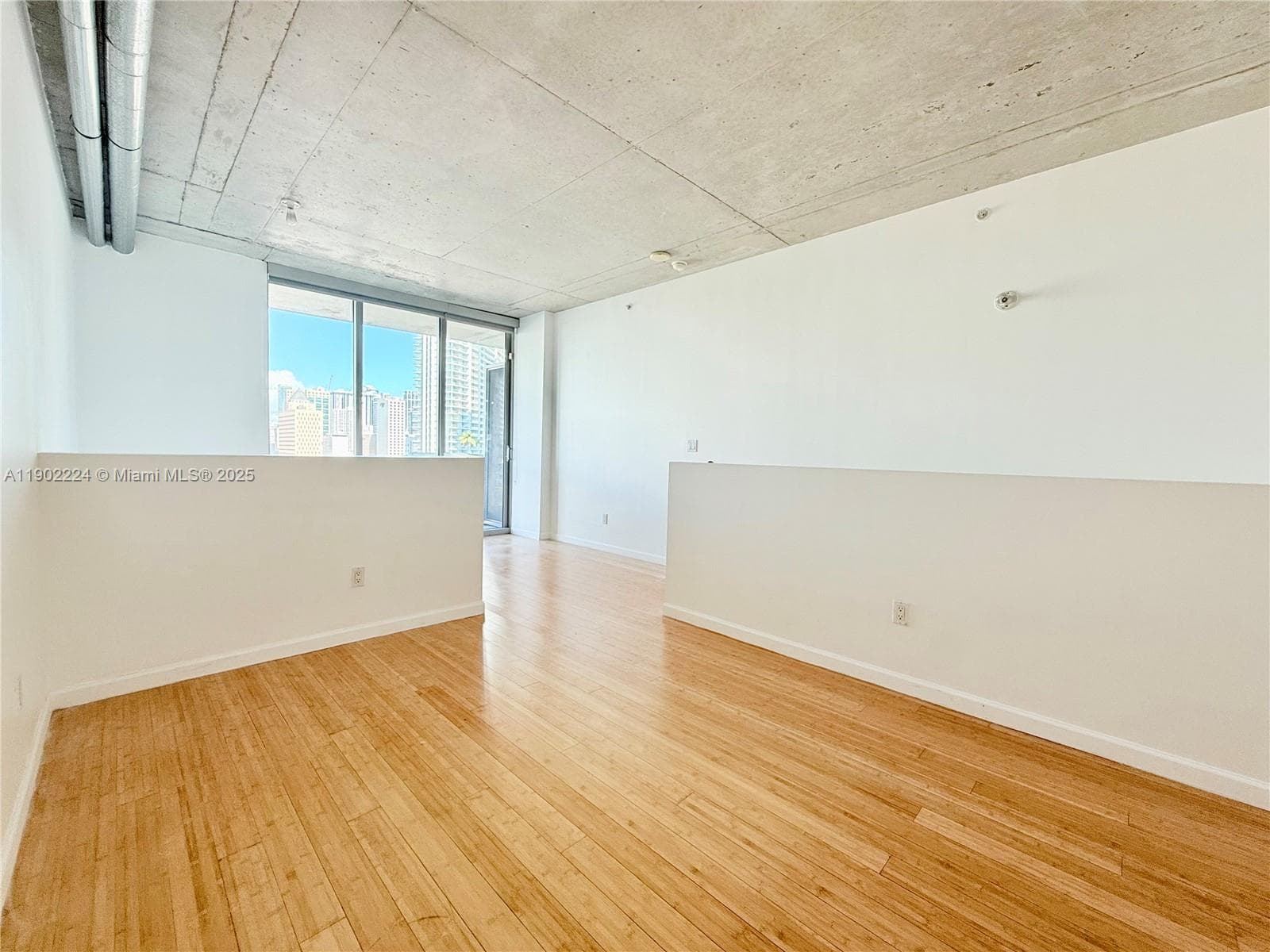 NEO VERTIKA CONDO · #1215 in Miami - Photo 21