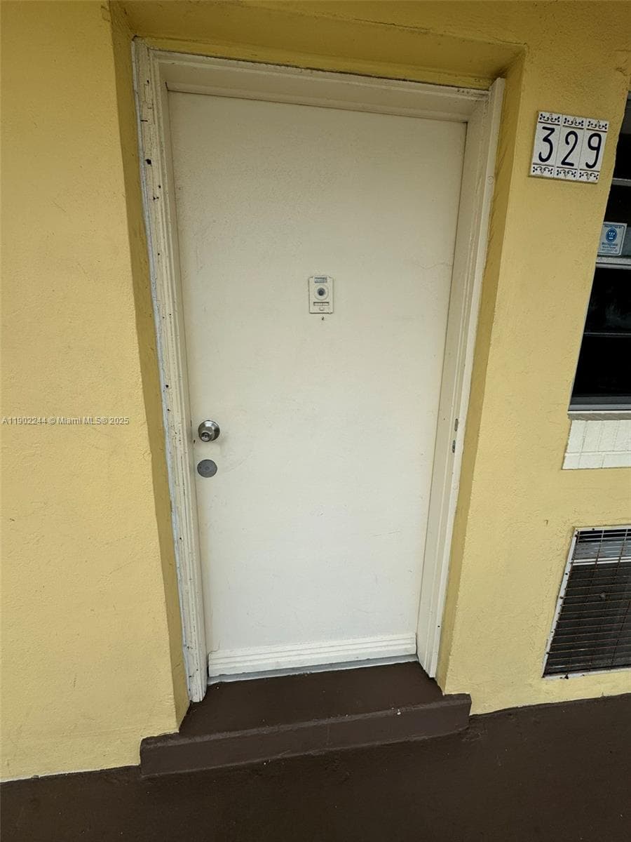 Biscayne Lake Gardens · #D329 in Aventura - Photo 22