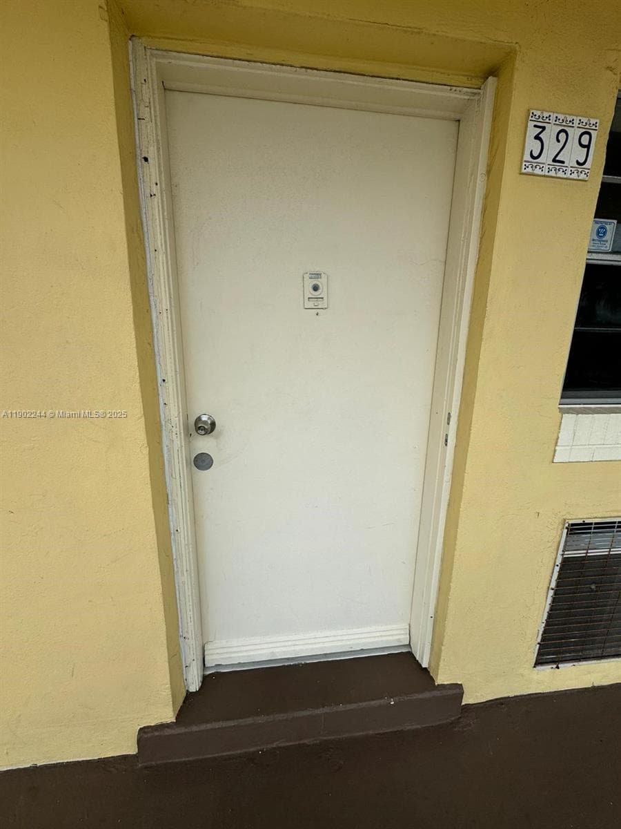 Biscayne Lake Gardens · #D329 in Aventura - Photo 18