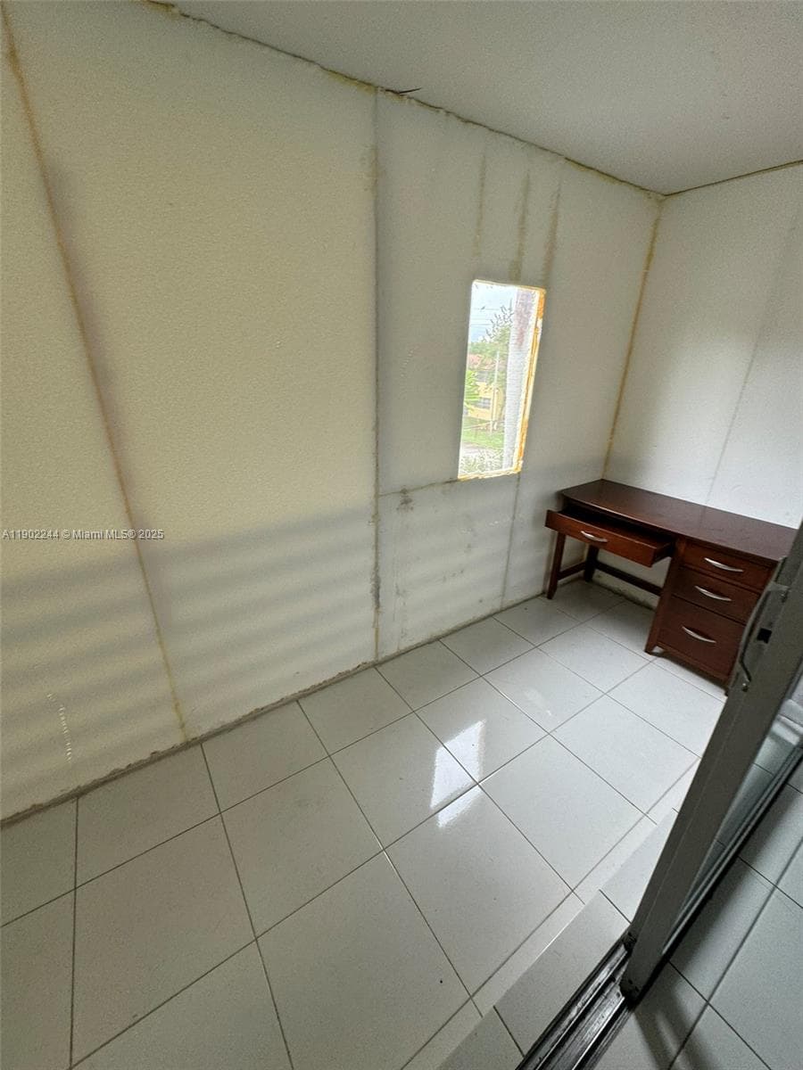 Biscayne Lake Gardens · #D329 in Aventura - Photo 40
