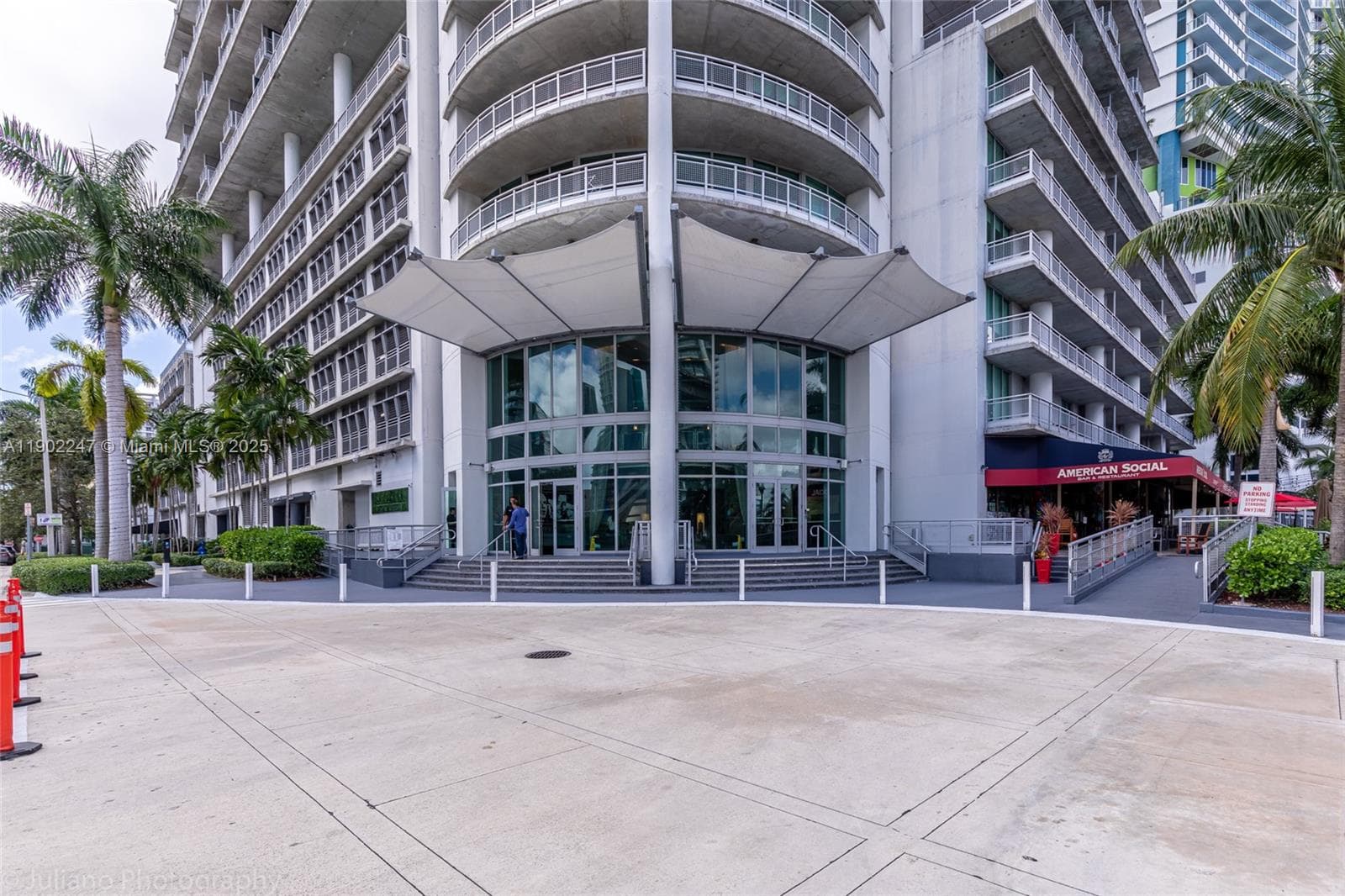 NEO VERTIKA CONDO · #PHI17 in Miami - Photo 46