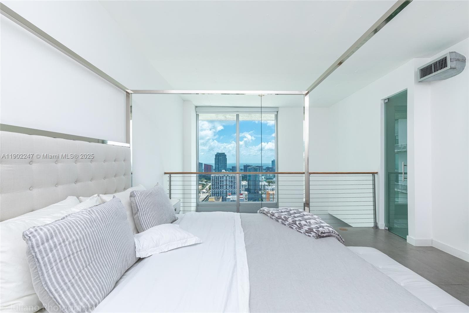NEO VERTIKA CONDO · #PHI17 in Miami - Photo 15