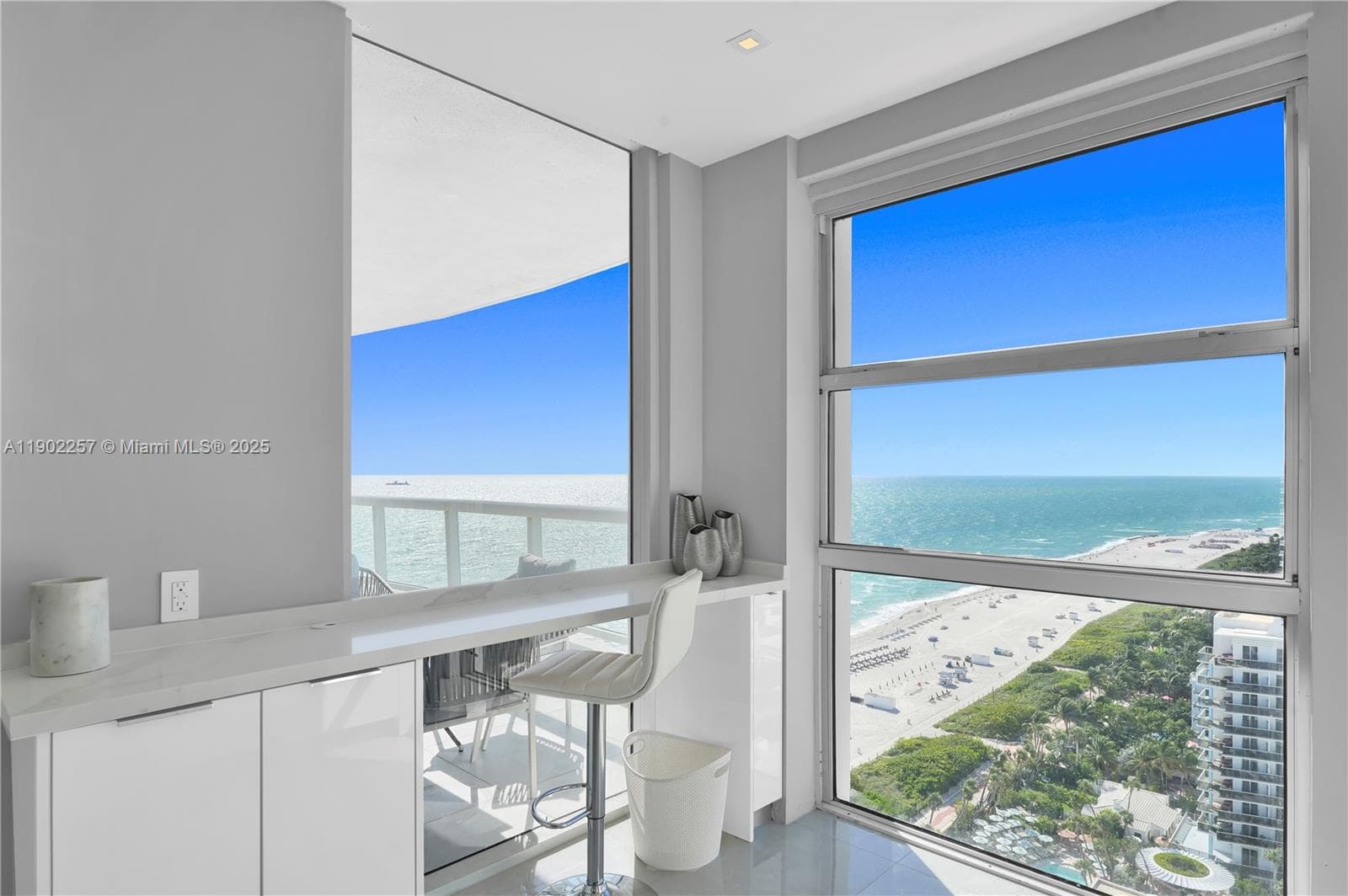 LA TOUR CONDO · #2101 in Miami Beach - Photo 6
