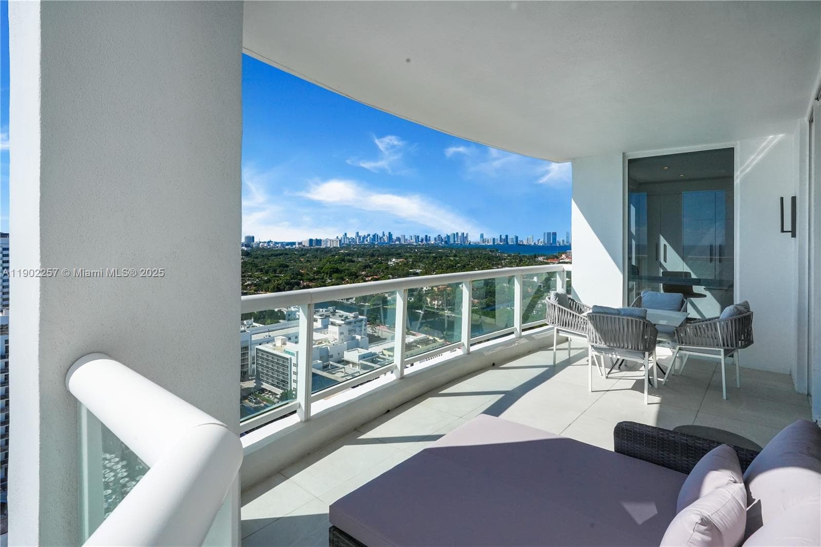 LA TOUR CONDO · #2101 in Miami Beach - Photo 26