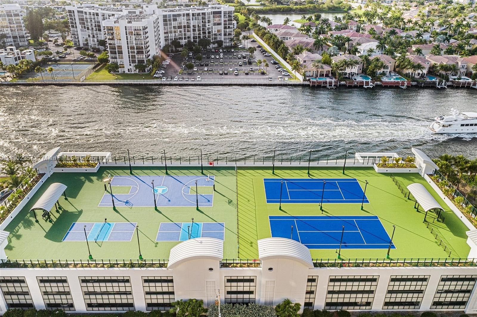LA TOUR CONDO · #2101 in Miami Beach - Photo 50