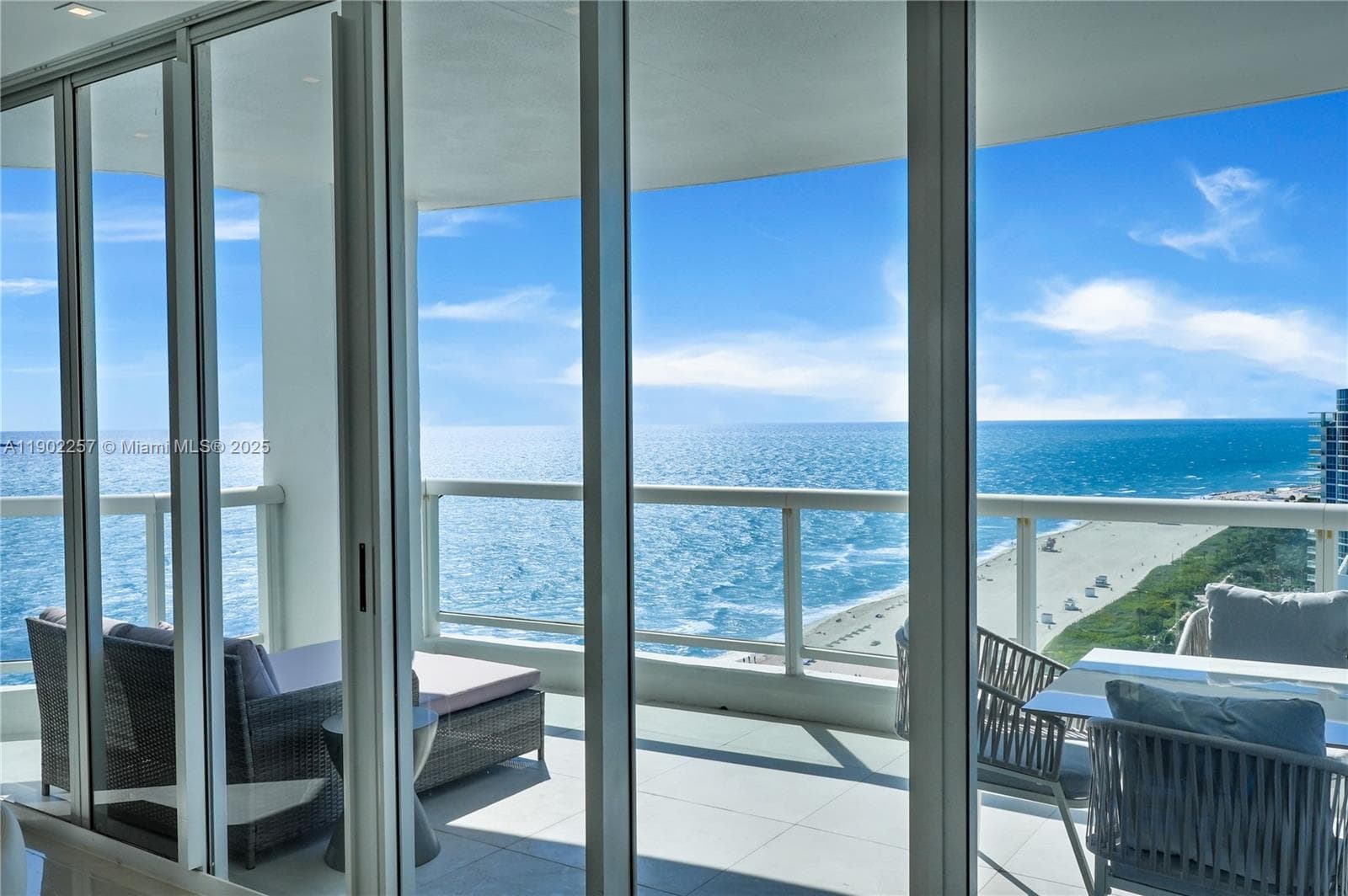 LA TOUR CONDO · #2101 in Miami Beach - Photo 21