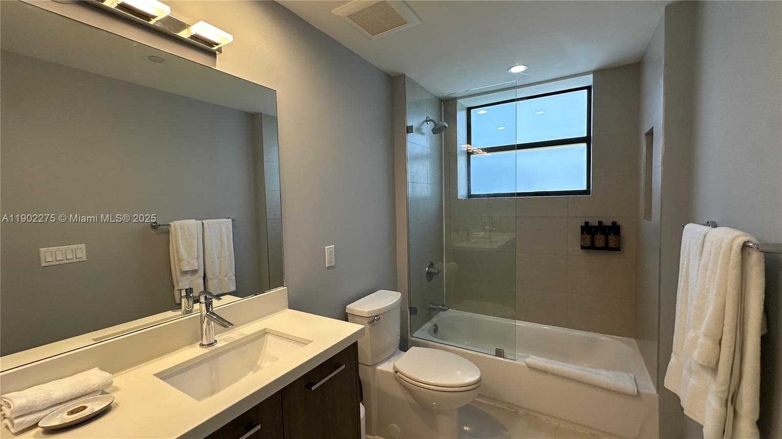 Bay Breeze Residences · #302 in Bay Harbor Islands - Photo 18