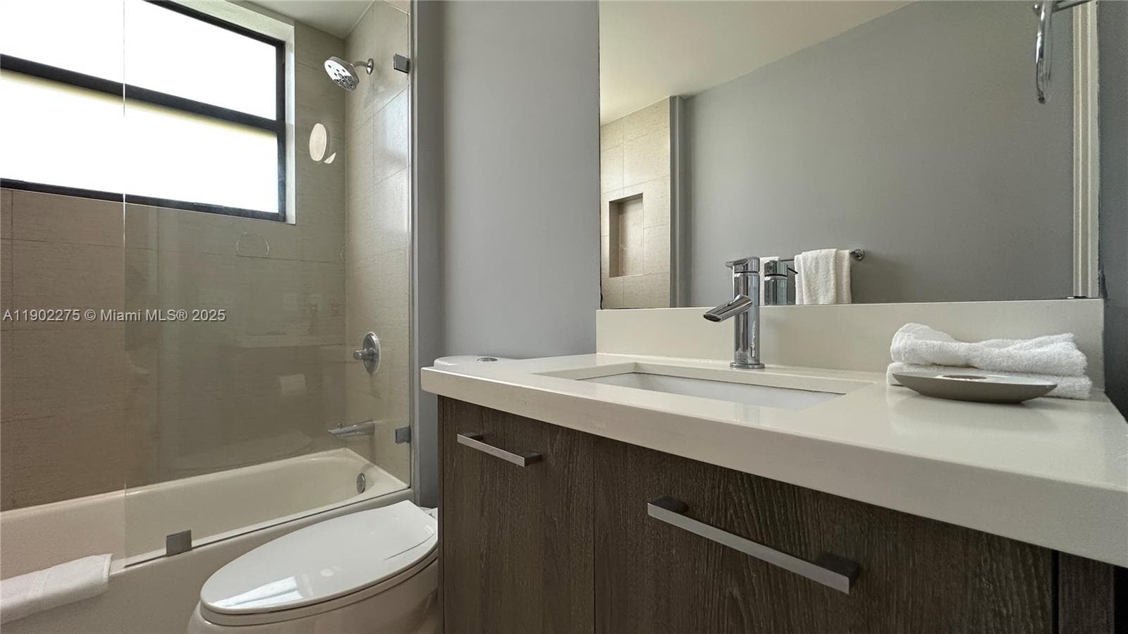 Bay Breeze Residences · #302 in Bay Harbor Islands - Photo 25